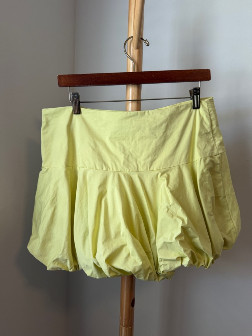 Zara Bubble Skirt Puff Hem Mini Skirt Yellow Side Zip Size Large